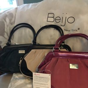 Beijo “Just Hold Me” Mini Bag